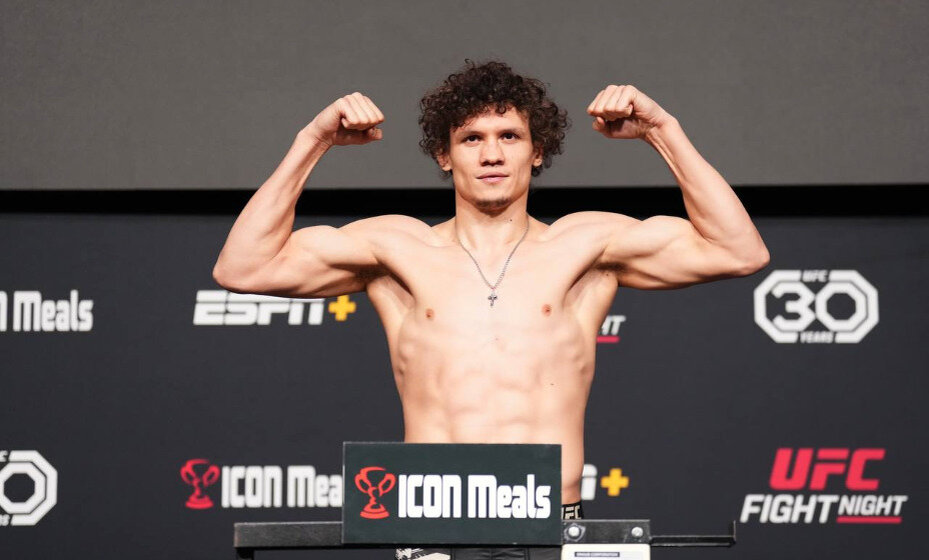 Отменен бой на UFC 317 между Костой и Копыловым